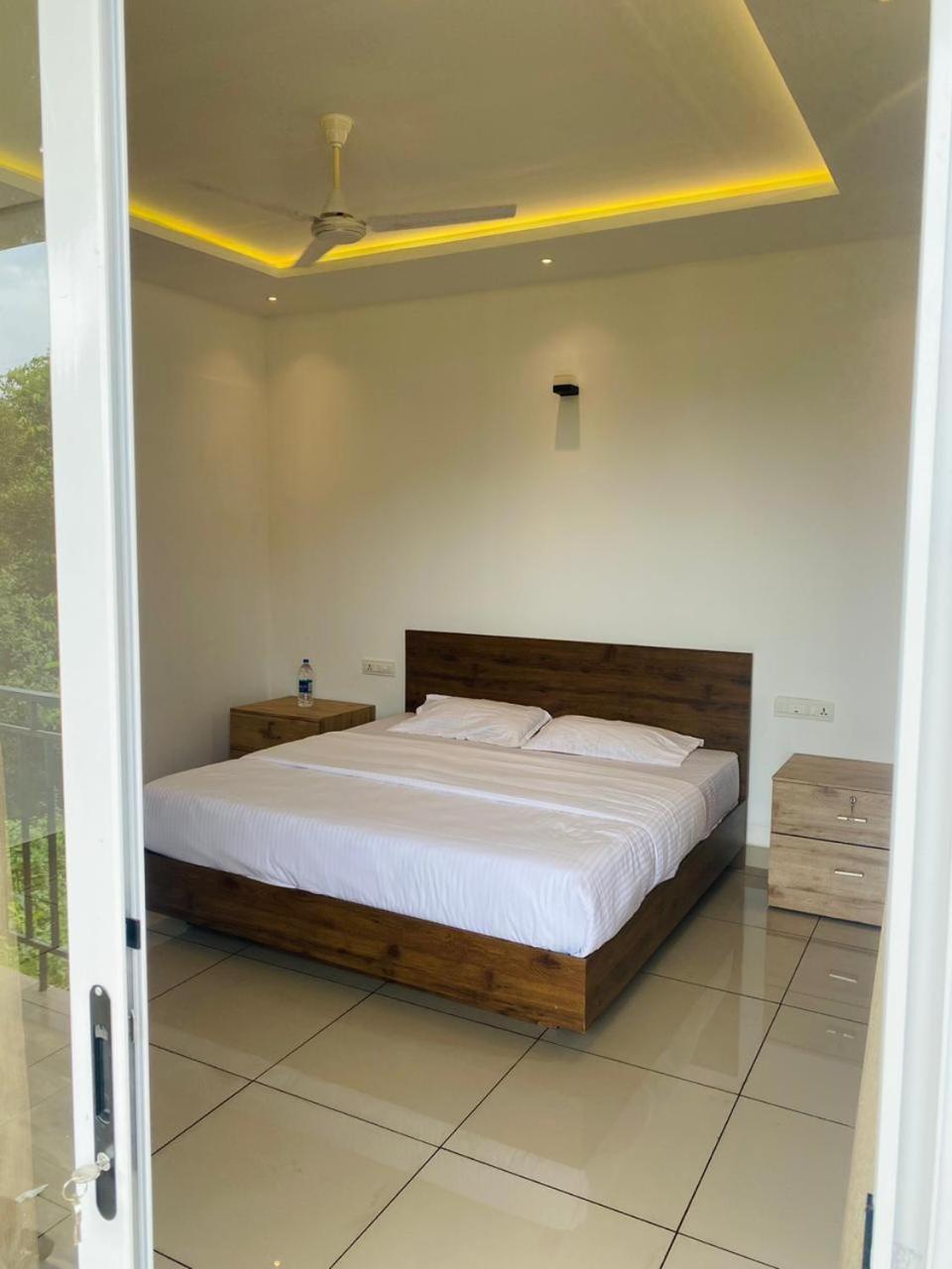 Misty Hideout Bed & Breakfast Kakkadampoyil Ngoại thất bức ảnh