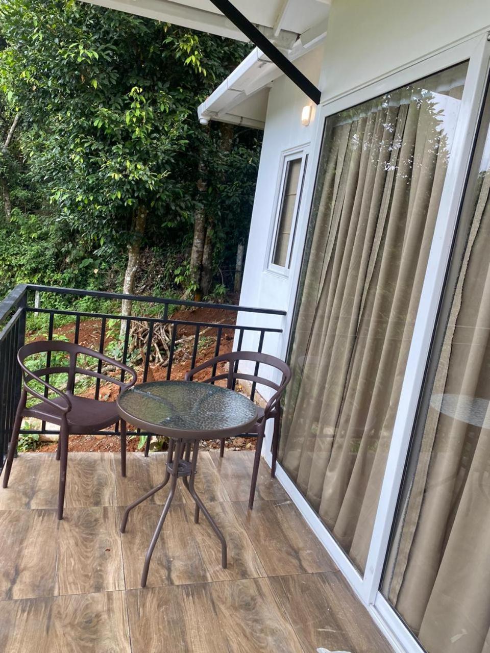 Misty Hideout Bed & Breakfast Kakkadampoyil Ngoại thất bức ảnh