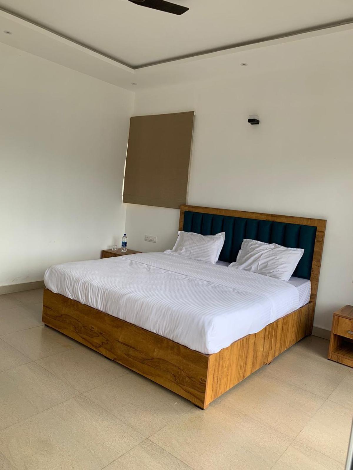 Misty Hideout Bed & Breakfast Kakkadampoyil Ngoại thất bức ảnh
