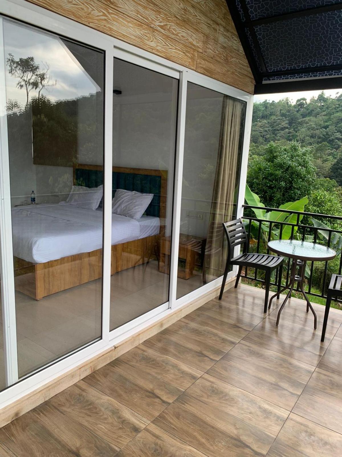 Misty Hideout Bed & Breakfast Kakkadampoyil Ngoại thất bức ảnh