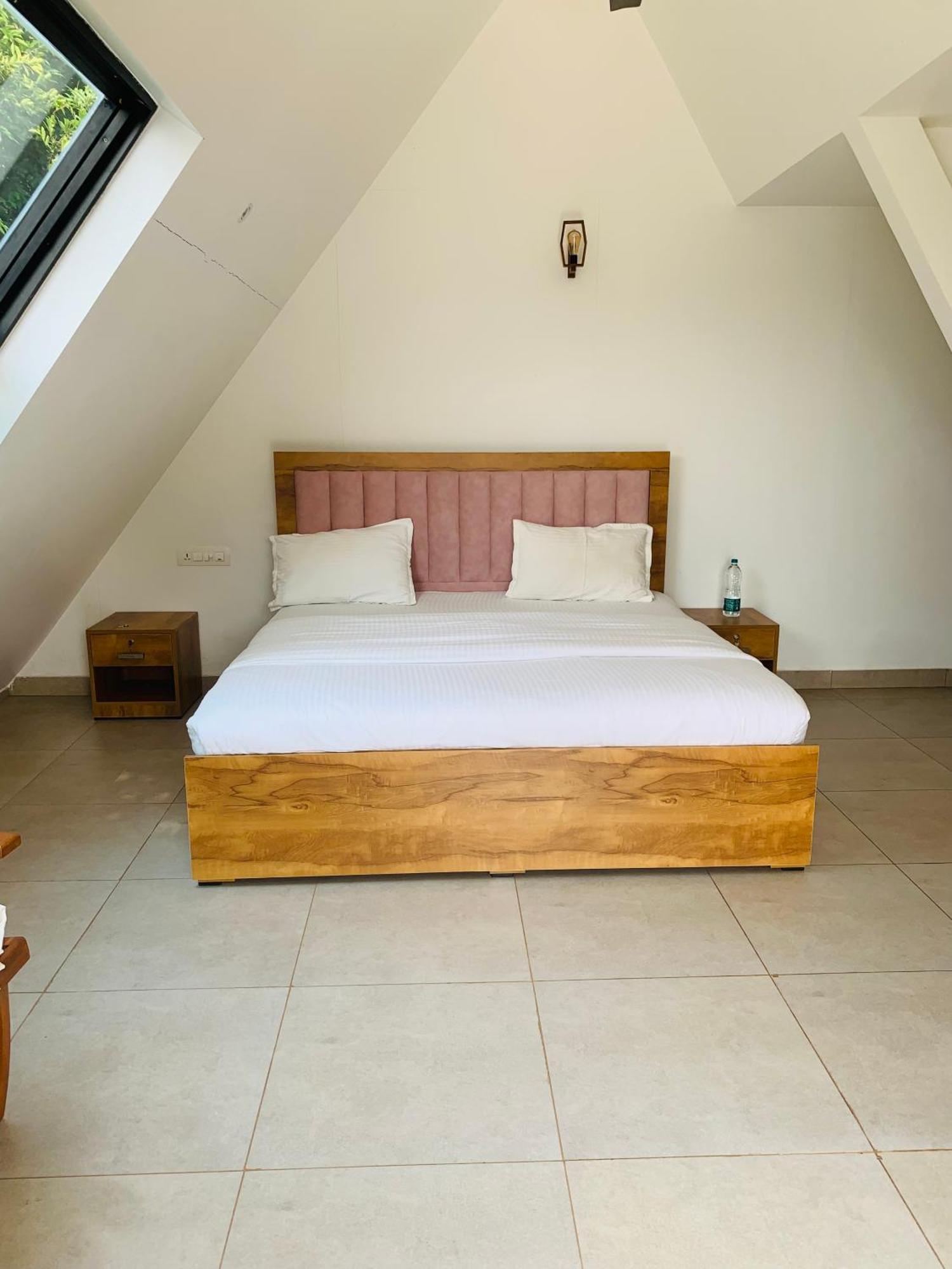 Misty Hideout Bed & Breakfast Kakkadampoyil Ngoại thất bức ảnh