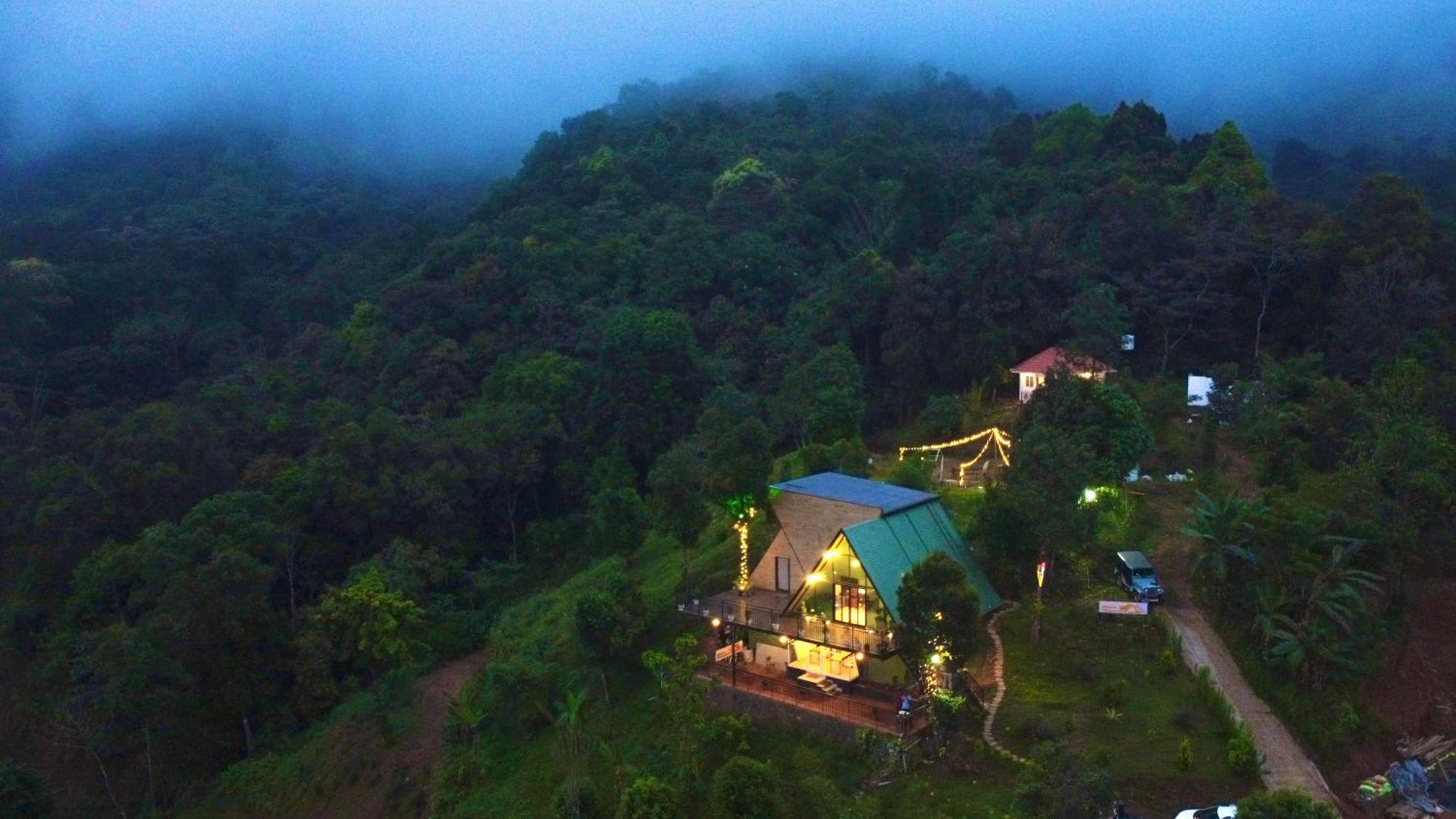 Misty Hideout Bed & Breakfast Kakkadampoyil Ngoại thất bức ảnh