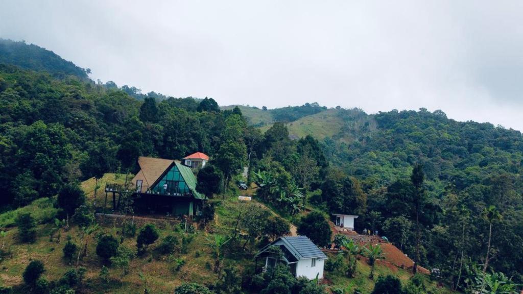 Misty Hideout Bed & Breakfast Kakkadampoyil Ngoại thất bức ảnh