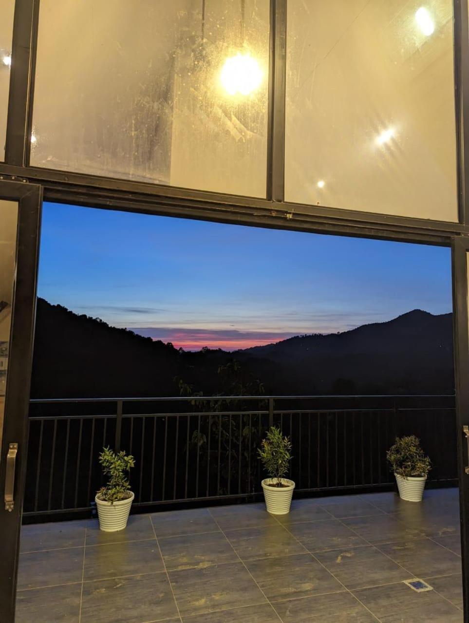Misty Hideout Bed & Breakfast Kakkadampoyil Ngoại thất bức ảnh